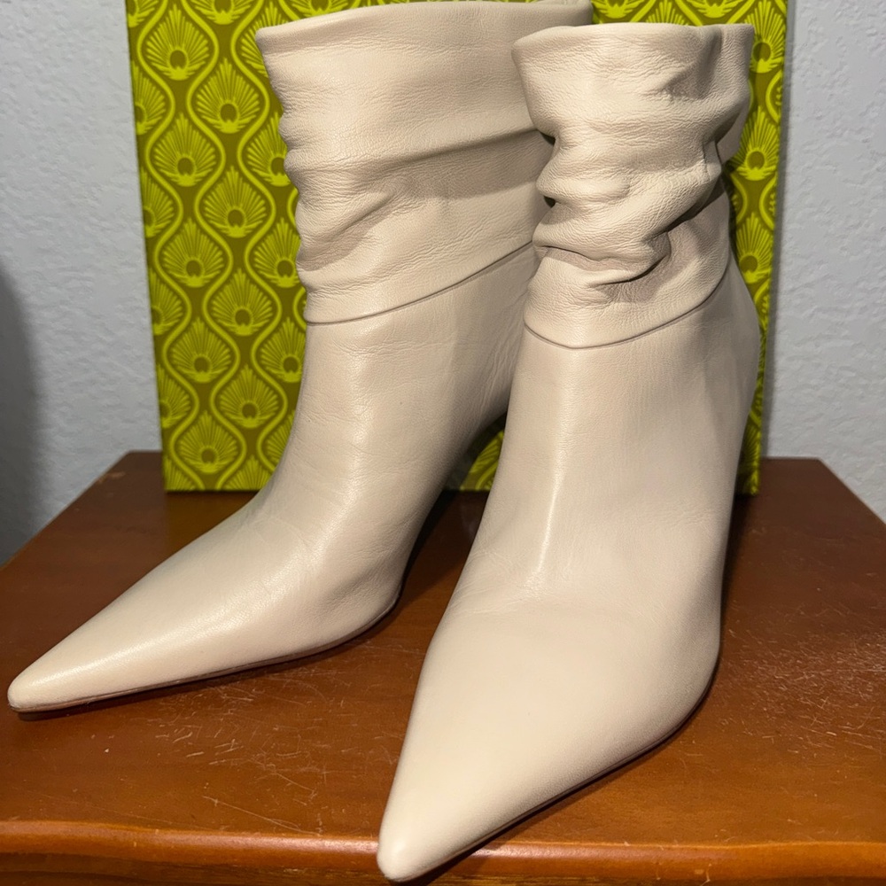 BCBGirls Elegant Cream Leather Ankle Boots
